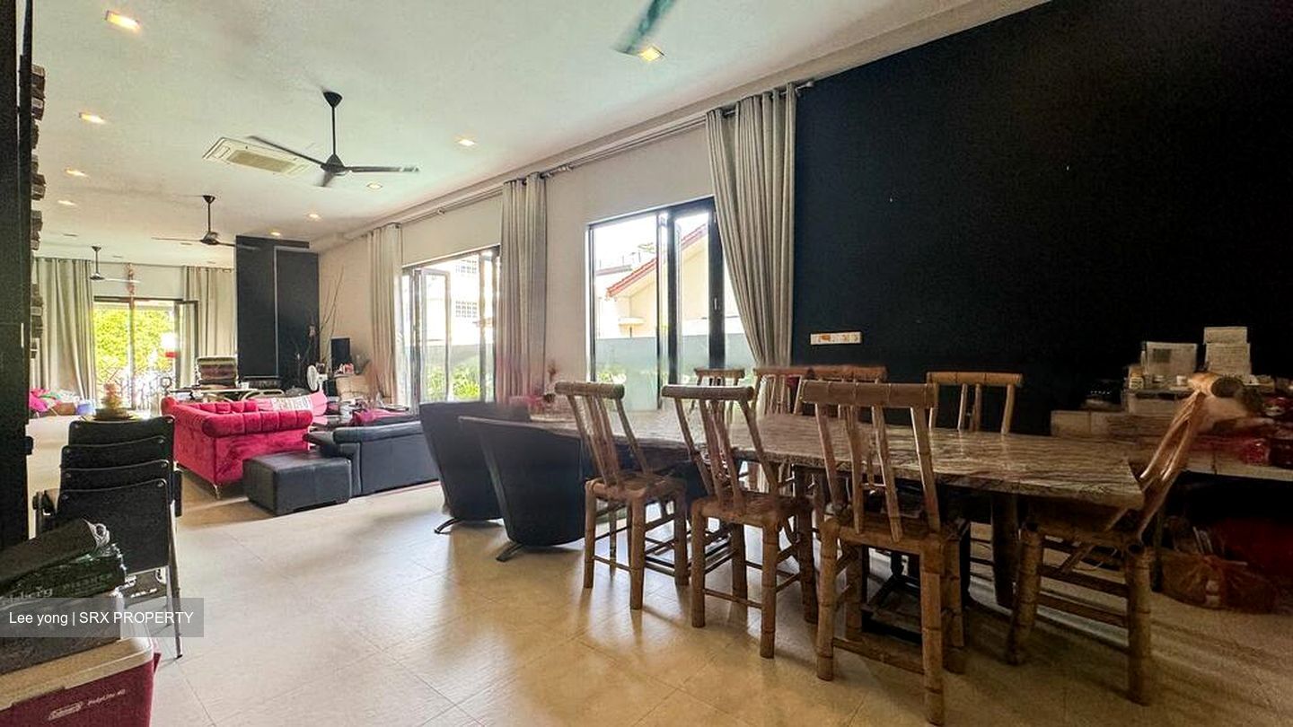 Pine Villas (D25), Semi-Detached #462709051